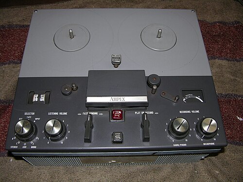 アンペックス モデル1250 真空管ステレオテープレコーダー（1962年頃） - 高級消費者市場向けに設計