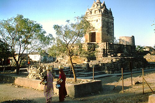 グジャラート州にある 6 世紀のゴップ寺院