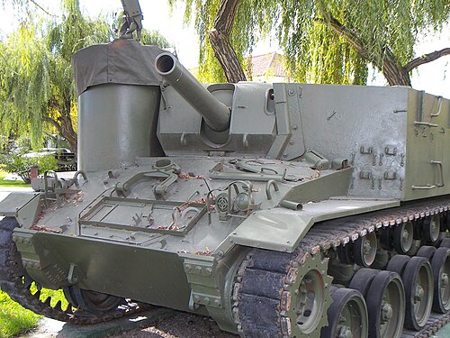 スペイン陸軍 M37 105mm自走榴弾砲