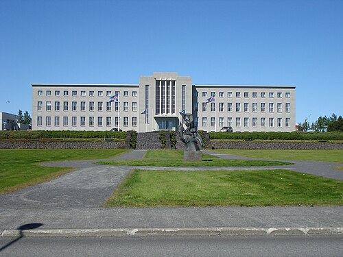 レイキャビクのアイスランド大学 (Guðjón Samúelsson 著、1940 年)