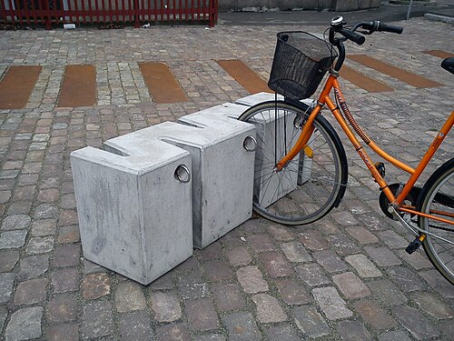 重いコンクリート製の一時的な移動可能な自転車ラック
