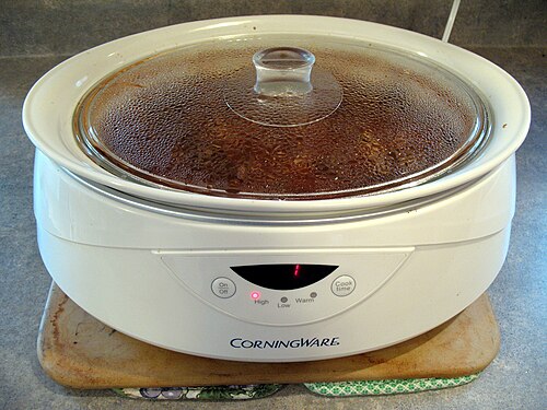 ボタン操作とデジタルタイマーを備えたスロークッカー
