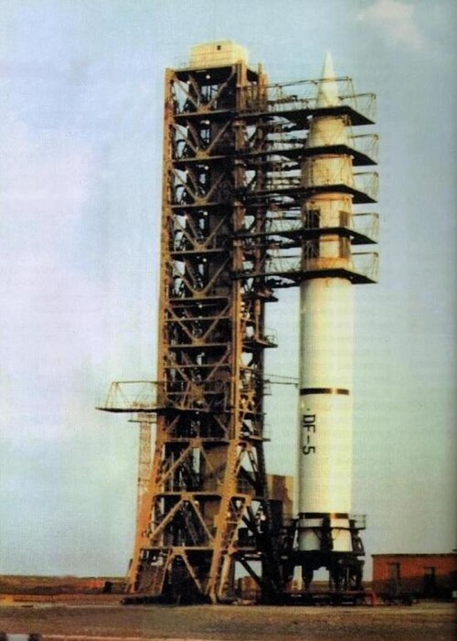 DF-5 ICBMの初期モデル。