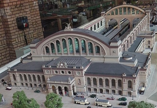第二次世界大戦前の駅の模型