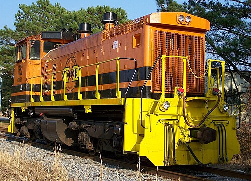 コモンウェルス鉄道1552号機、SW1500はバージニア州サフォークのウィルロイに停車中。ジョージア州ライオンズにあるG&Wのジョージア・セントラル鉄道に移管された。[7]