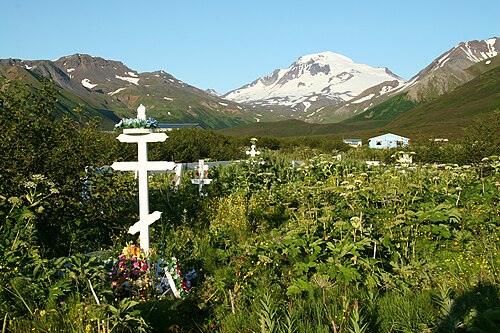 アラスカ州フォールスパスの墓地。