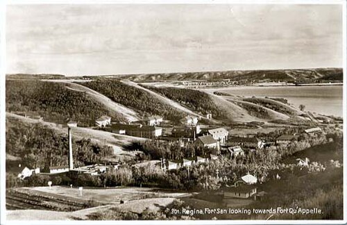 クアペル砦を望むサン砦、1920年代