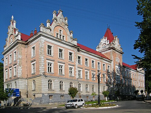サンビルの旧財務省の建物