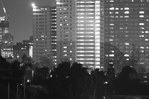 2005年の夜景、リッチモンドのノース・リッチモンド・エステートの様子