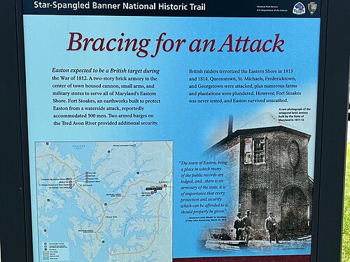 フォート・ストークスと1812年の米英戦争について書かれた看板