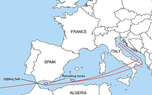 核爆弾を搭載したB-52爆撃機が敵国へ向かう際の航路図。地中海に沿って進み、イタリア上空を通過した後、アドリア海上で北へ進路を変える。