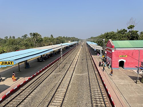 ジラット駅