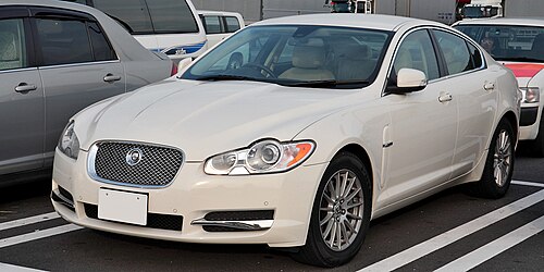 ジャガー XF (2008)
