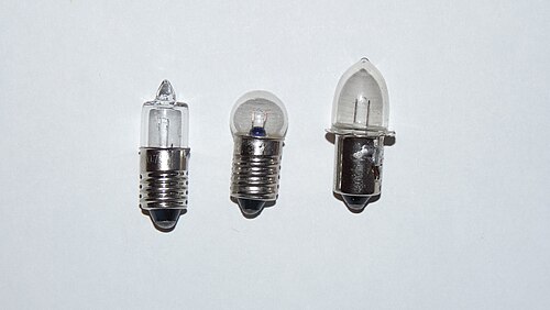 ミニチュア電球 3 個: ねじ口金付き管状電球、ねじ口金付き球状電球、フランジマウントベース付きプリフォーカス電球