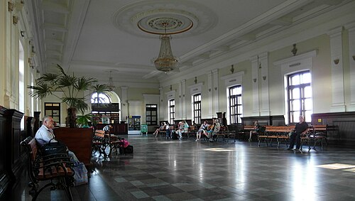 コジャティン鉄道駅（2011～2012年に再建後）