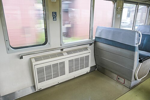 車椅子とベビーカー用のスペース