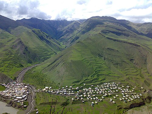 チャロジンスキー地区のイリブのセロ
