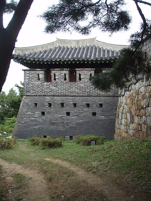 西: 西砲樓