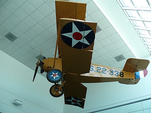 航空博物館のM-1のレプリカ