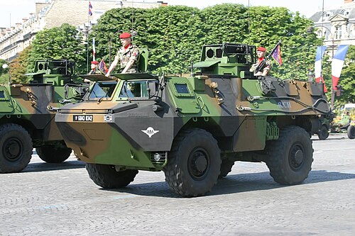 VAB装甲支援車両
