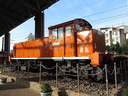 台湾阿里山鉄道 11403-5型ディーゼル機関車