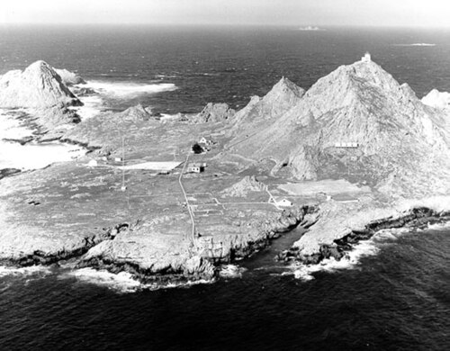 ファラロン灯台（ランタン室なし） – 米国沿岸警備隊アーカイブ