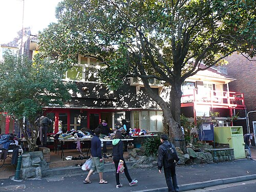 小さな教会に改装された都市の家