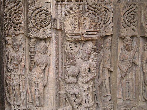 オムカレシュワール寺院の彫刻