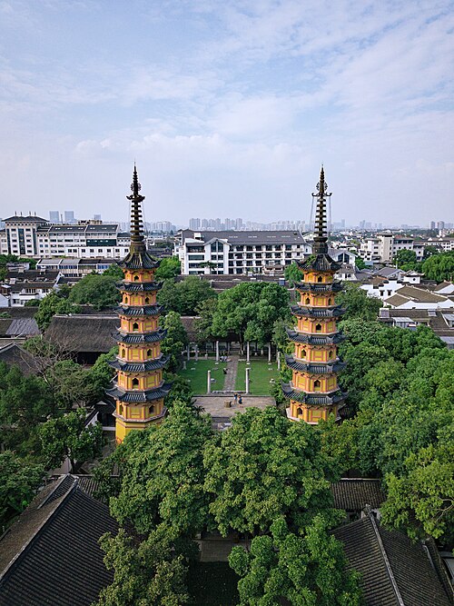 羅漢源双塔、982年に建立