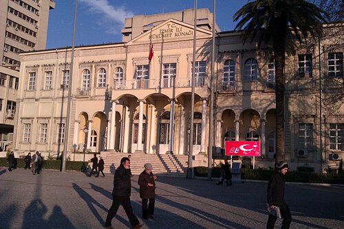 イズミル県知事公邸（設計：ロシュ・ヴィタリ、建設期間：1867年～1876年）