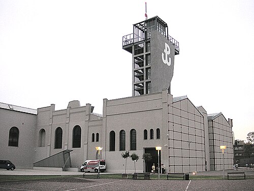 ワルシャワ蜂起博物館