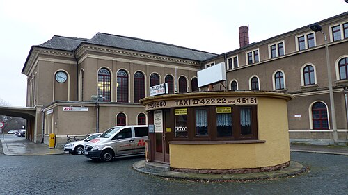 タクシー乗り場、2015年