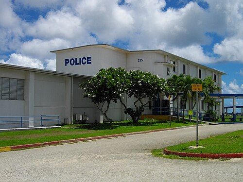 ティヤンにあるグアム警察署の建物