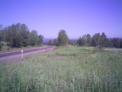 ミヌシンスキー地区ズナメンカ近くのM54高速道路