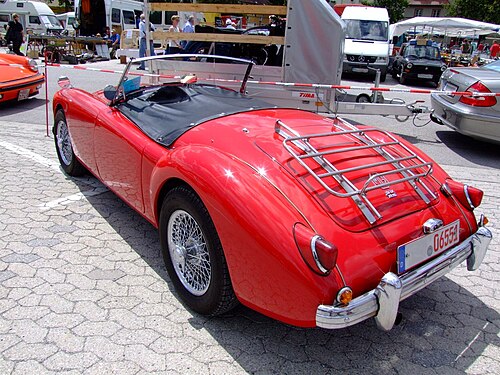 MGA 1500 リアクォーター