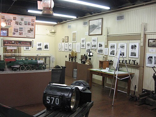 ハート オブ ディキシー鉄道博物館の内部にある歴史的な展示。