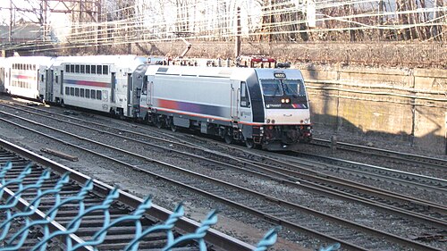 サミットのミッドタウン直通列車