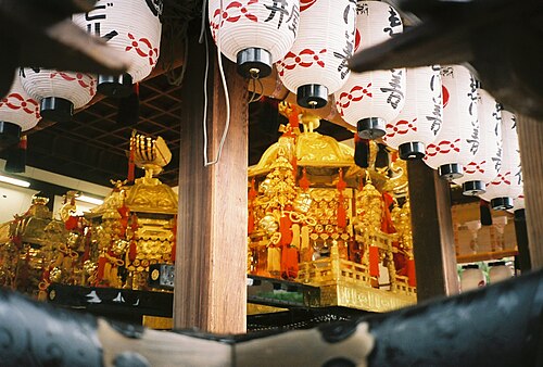 7月第2週に行われる祇園祭の一部で展示される、八坂神社の神輿。