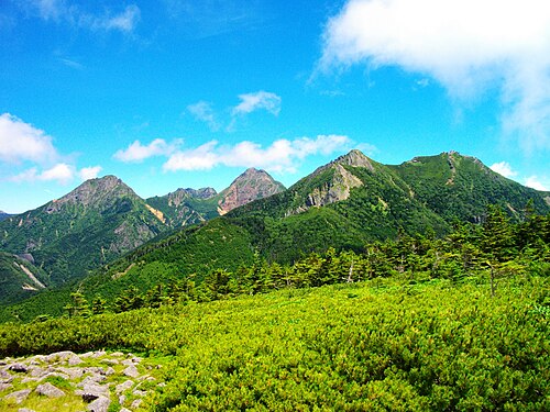 網笠山から望む阿弥陀岳、硫黄岳、横岳、赤岳、権現岳
