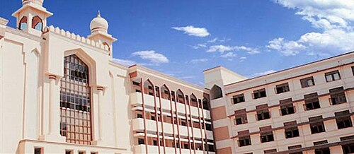 大学のファサード
