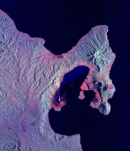 ラバウル火山の宇宙レーダー画像