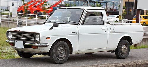 トヨタ パブリカ 1300 ピックアップトラック (KP39、日本、4 回目のフェイスリフト)