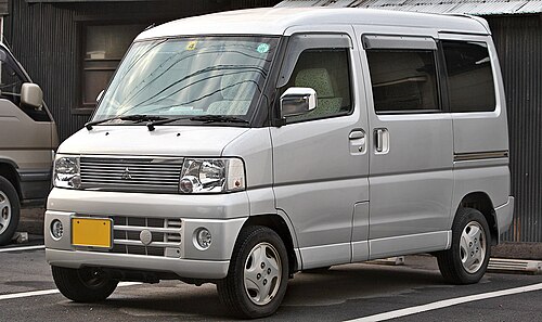 三菱 タウンボックス（初代モデル、2000年11月～2007年12月）