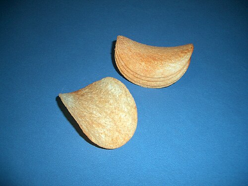 積み重ね可能なプリングルスのポテトチップスは、双曲放物面である。