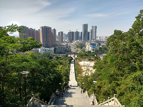光明区紅華山公園