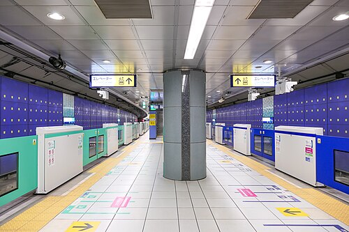プラットフォーム、2022年3月