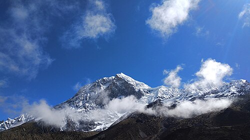 ラムネ・キャンプサイトから見たパンディイム山