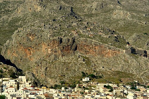 中世の町城であるチョリオ（またはチョーラ）