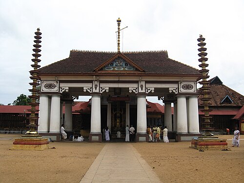 ヴァイコム マハデヴァ寺院