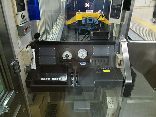 運転席